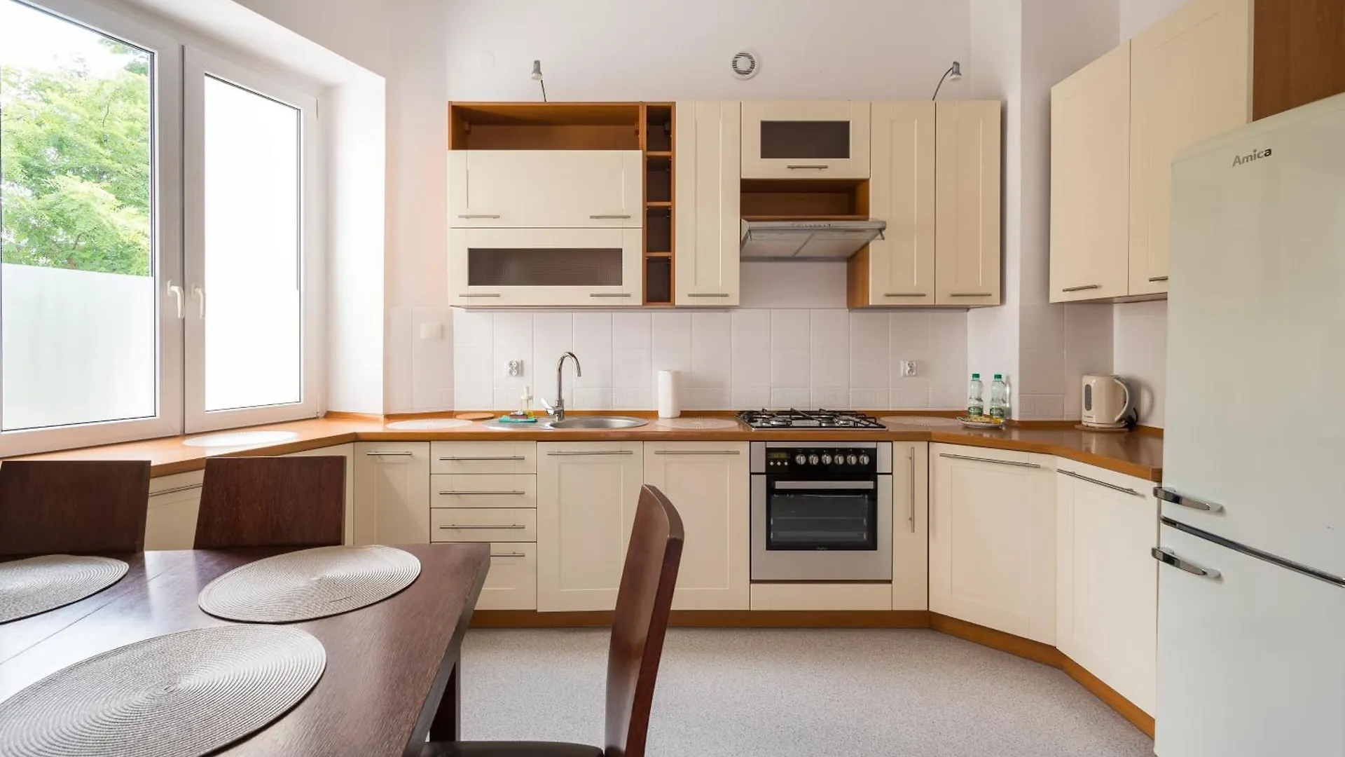 Wola Ratusz Comfort Apartment Βαρσοβία