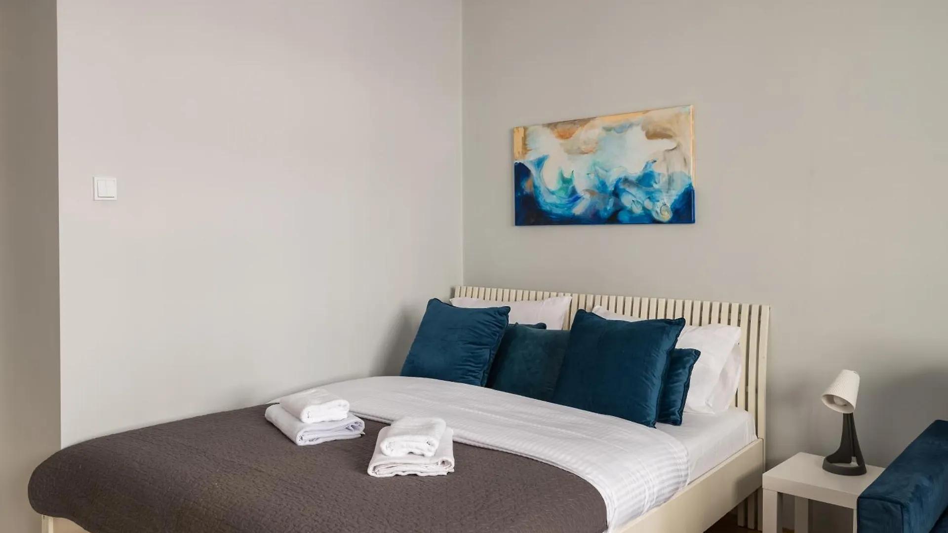 Wola Ratusz Comfort Apartment Warsaw