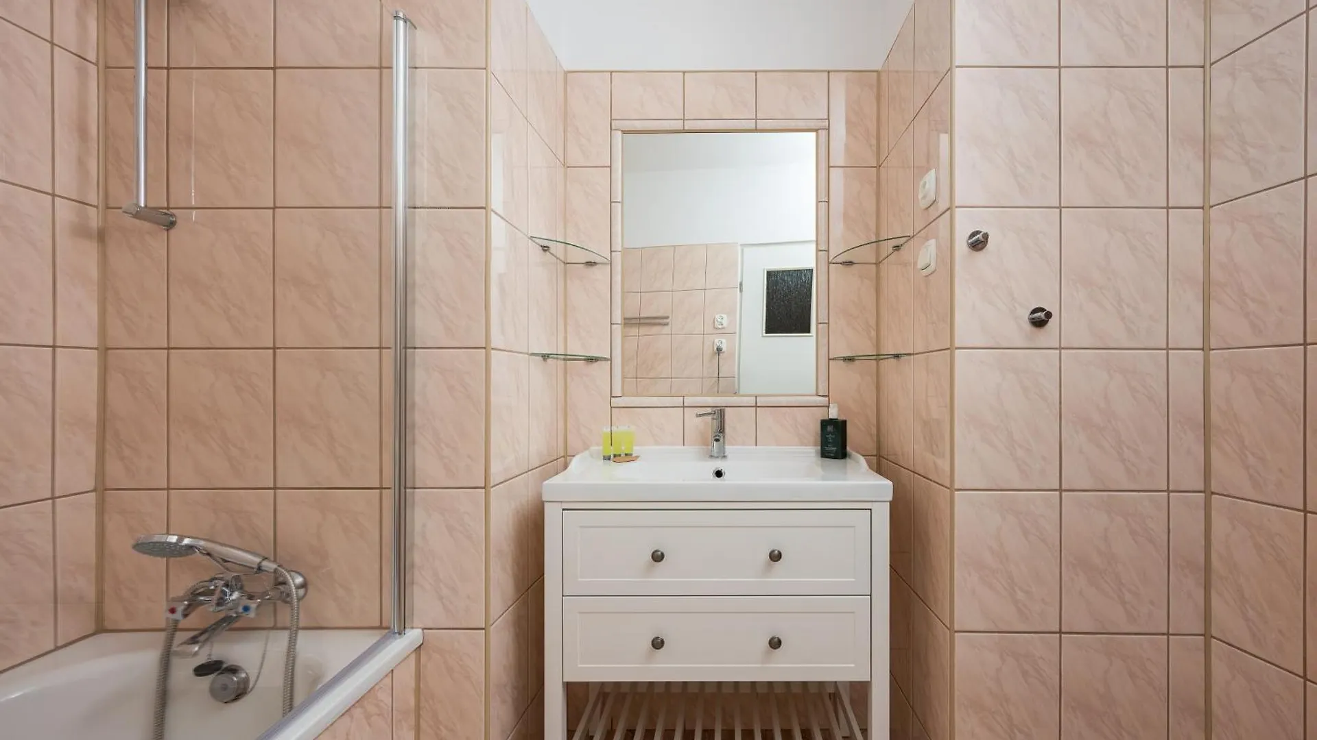 Wola Ratusz Comfort Apartment Warsaw